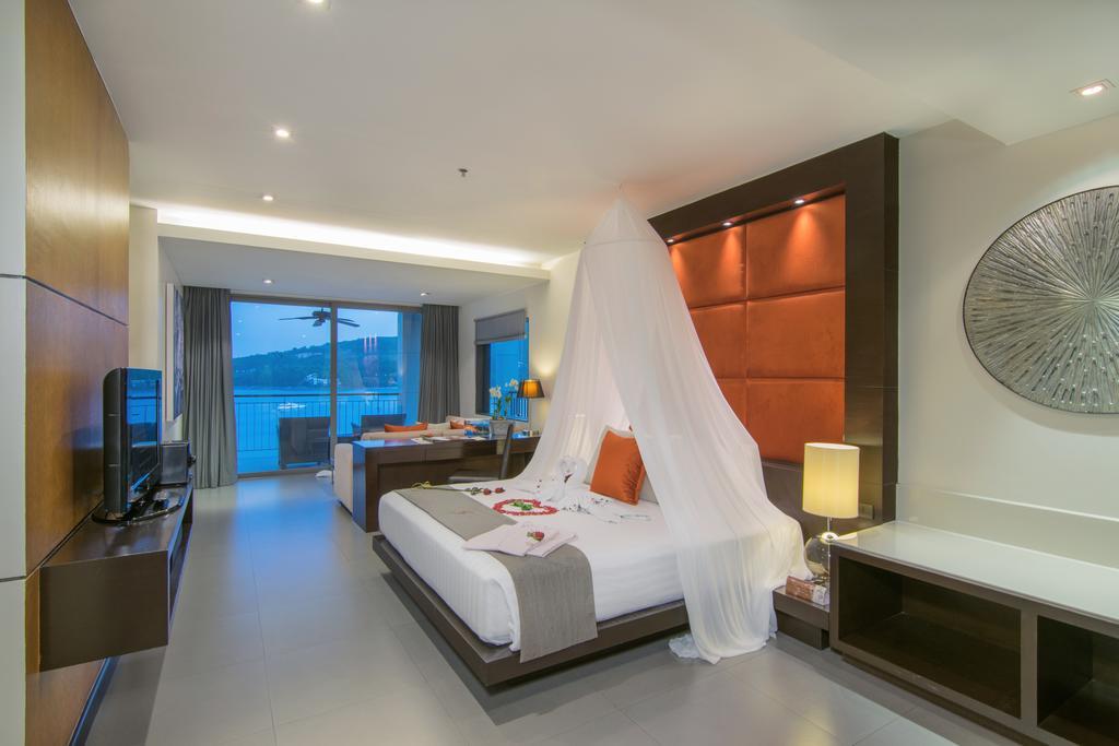 Cape Sienna Phuket Gourmet Hotel & Villas - Sha Extra Plus Kamala Beach Exterior photo Deluxe Oceanfront