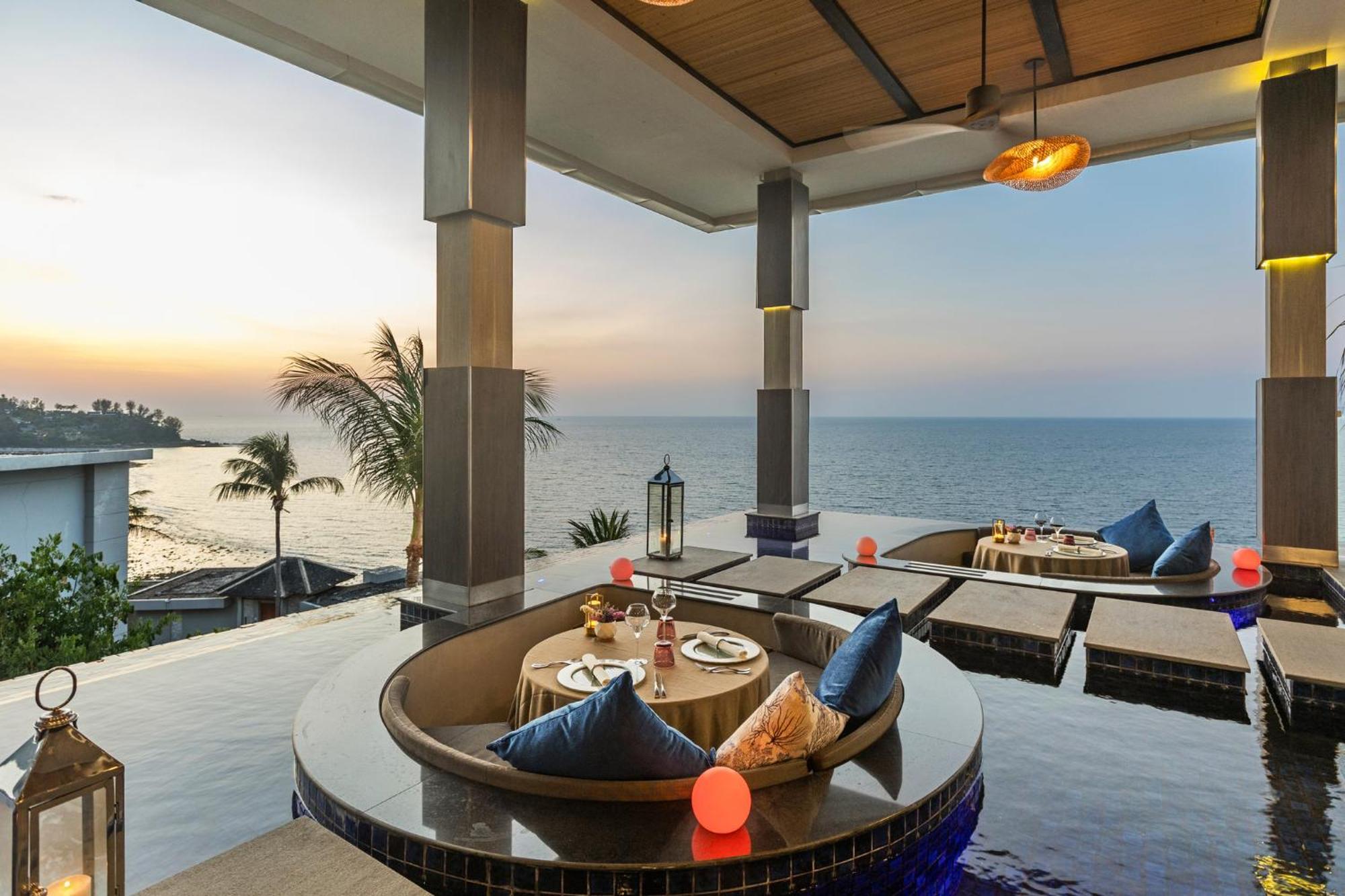 Cape Sienna Phuket Gourmet Hotel & Villas - Sha Extra Plus Kamala Beach Exterior photo The Deck